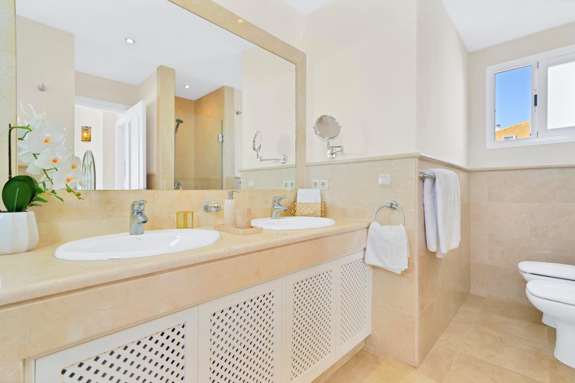 Luxury Penthouse With Sea Views In Marbella Golden Mile, Puente Romano Area Exterior foto